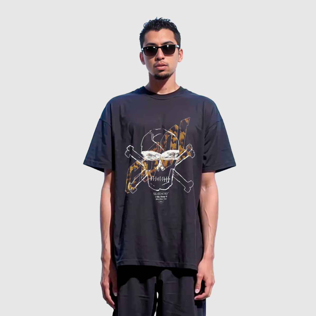 Kaos Givenchy Bermotif, Unisex -J-27